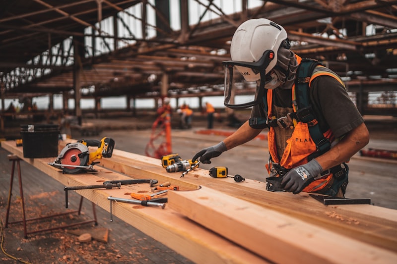 Construction contractor - Tvl Construction